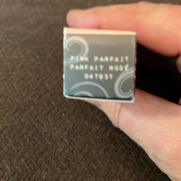 2 New Mary Kay Products Tru Dimension Lipstick & Lip Gloss - Picture 3 of 5